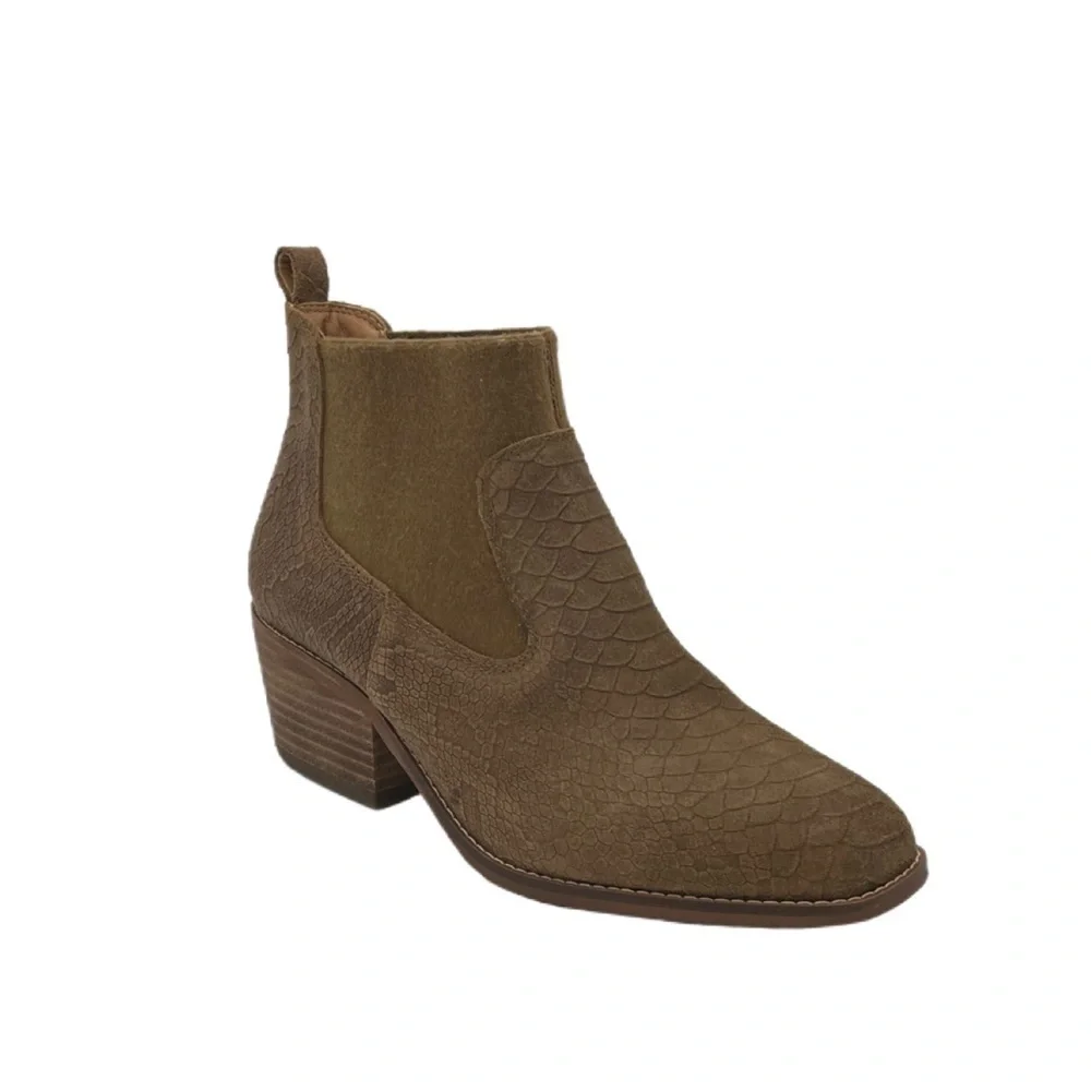 Crown Vintage Women Giancita Chelsea Bootie, Snake Print, Size 7.5, Camel
